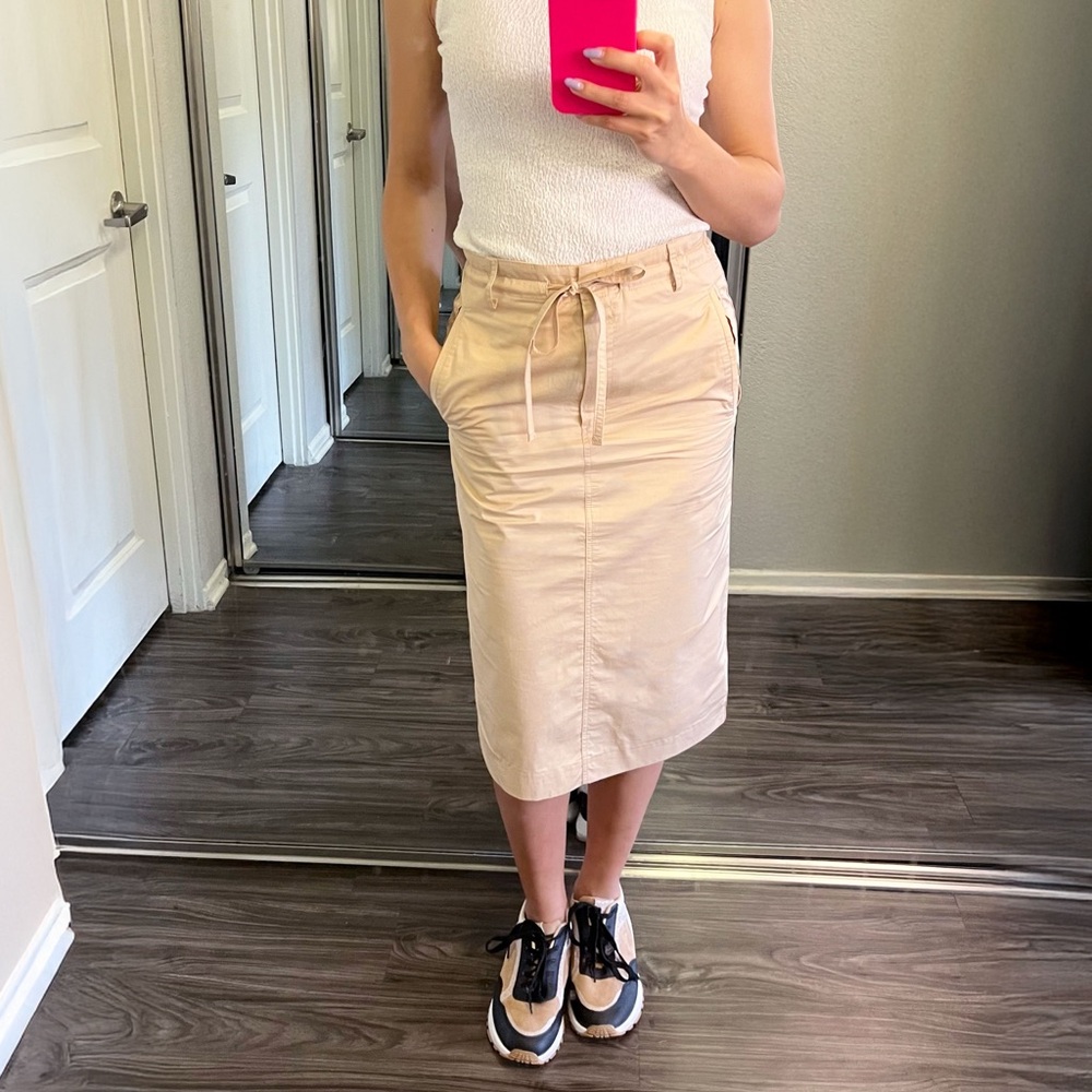 Casual pencil skirt